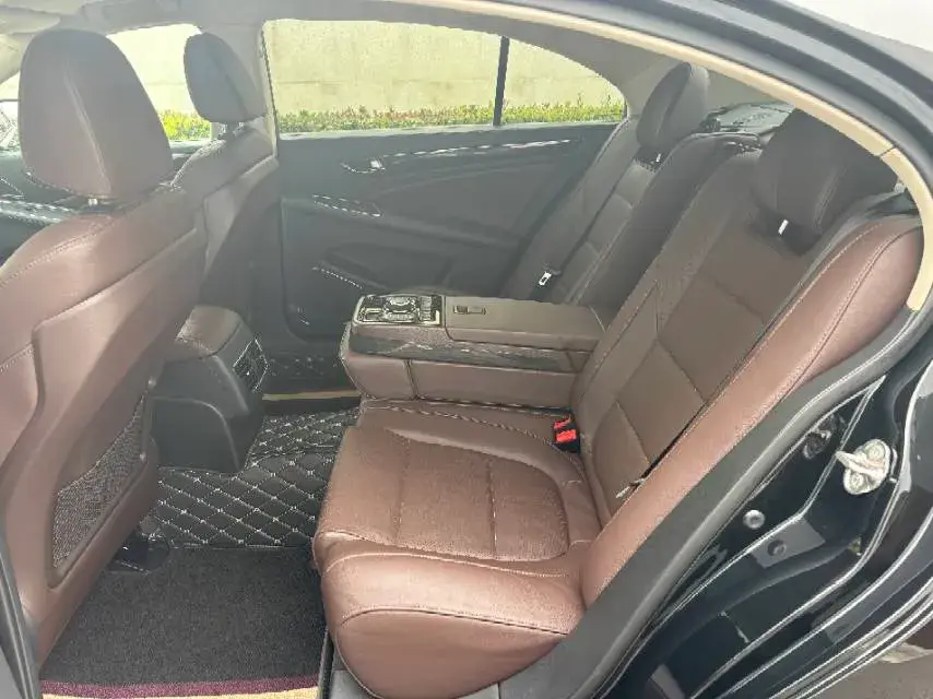 2018 HONGQI H7 thumbnail 4