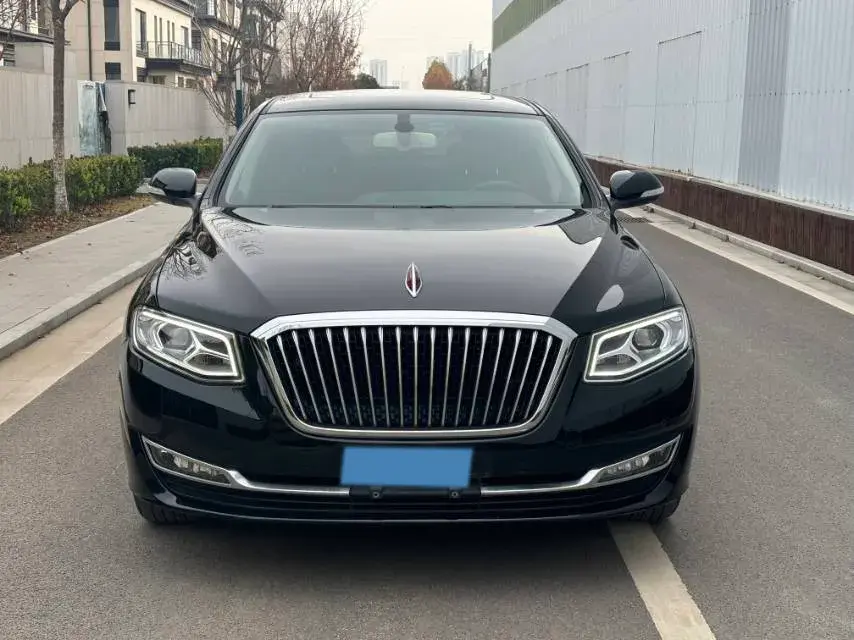 2018 HONGQI H7 thumbnail 2