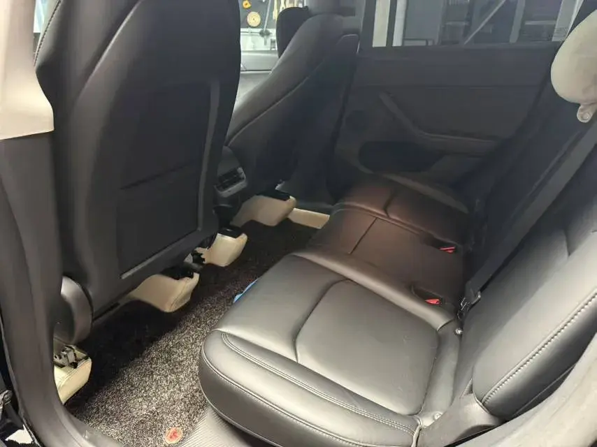 2022 TESLA MODEL thumbnail 4