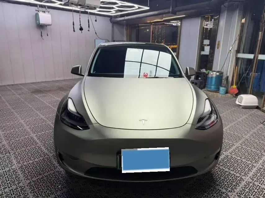 2022 TESLA MODEL thumbnail 3