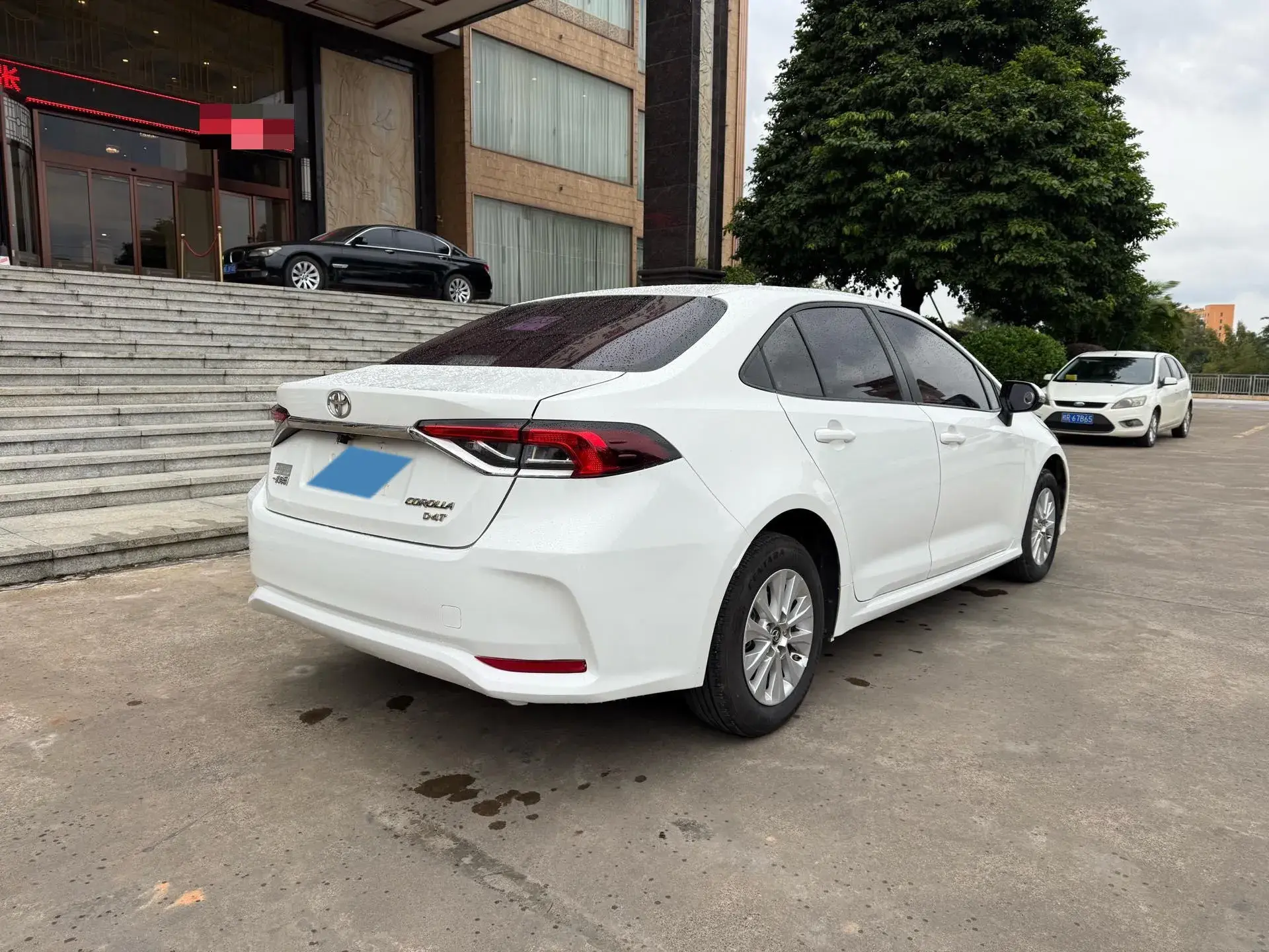 2019 TOYOTA COROLLA thumbnail 4