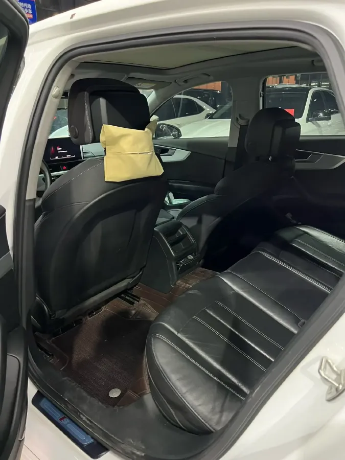 2020 Audi A4L 2.0T 150HP L4 7DCT,autocango,china used car exporter,china ev exporter,chinese used car exporter,chinese used ev exporter