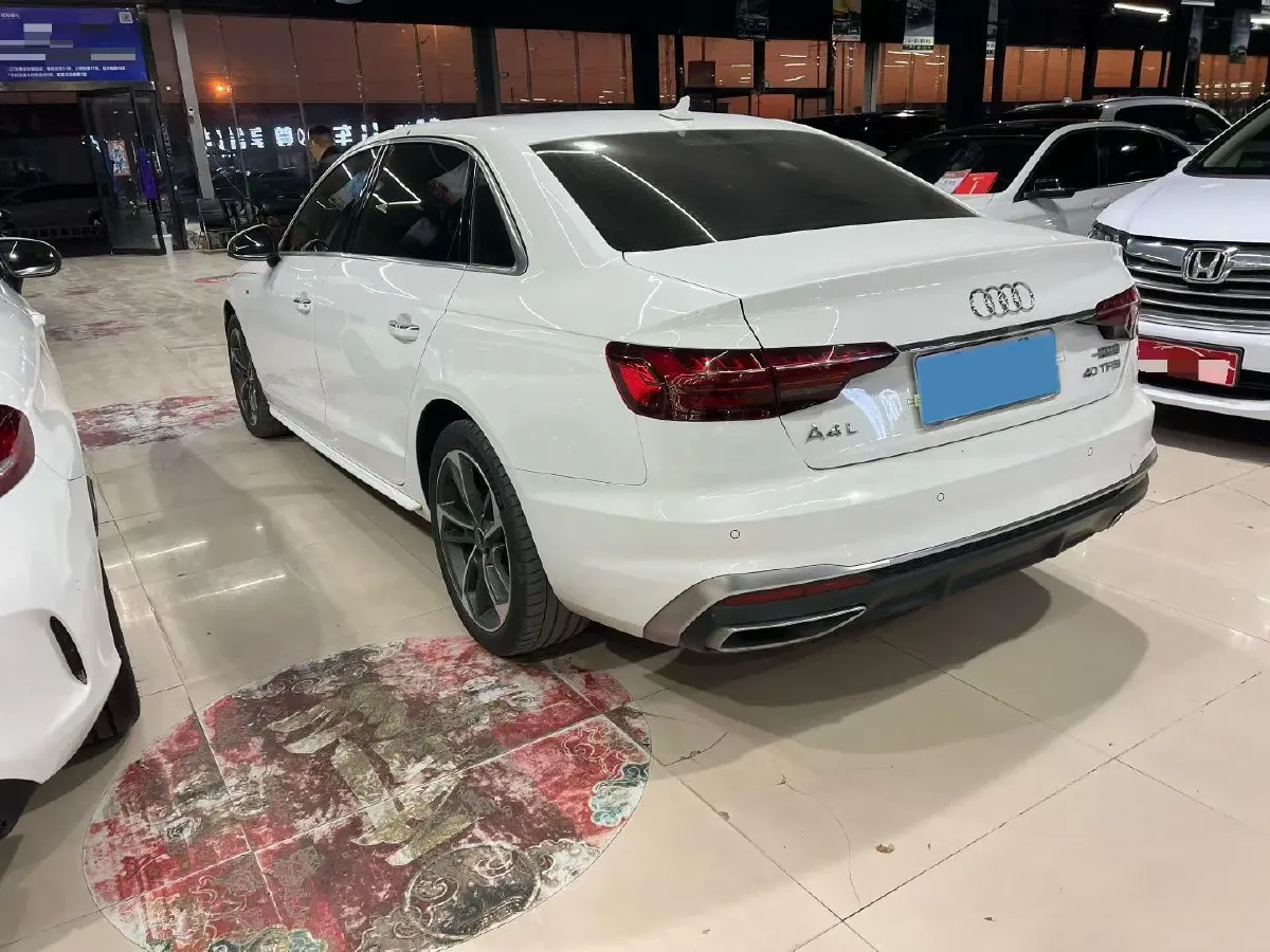 2020 Audi A4L 2.0T 150HP L4 7DCT,autocango,china used car exporter,china ev exporter,chinese used car exporter,chinese used ev exporter