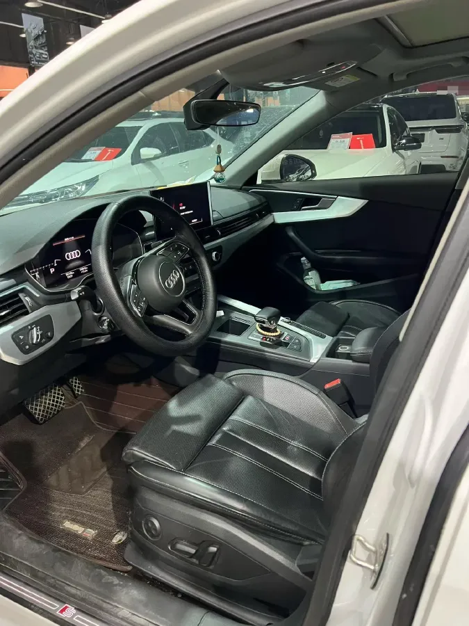 2020 Audi A4L 2.0T 150HP L4 7DCT,autocango,china used car exporter,china ev exporter,chinese used car exporter,chinese used ev exporter