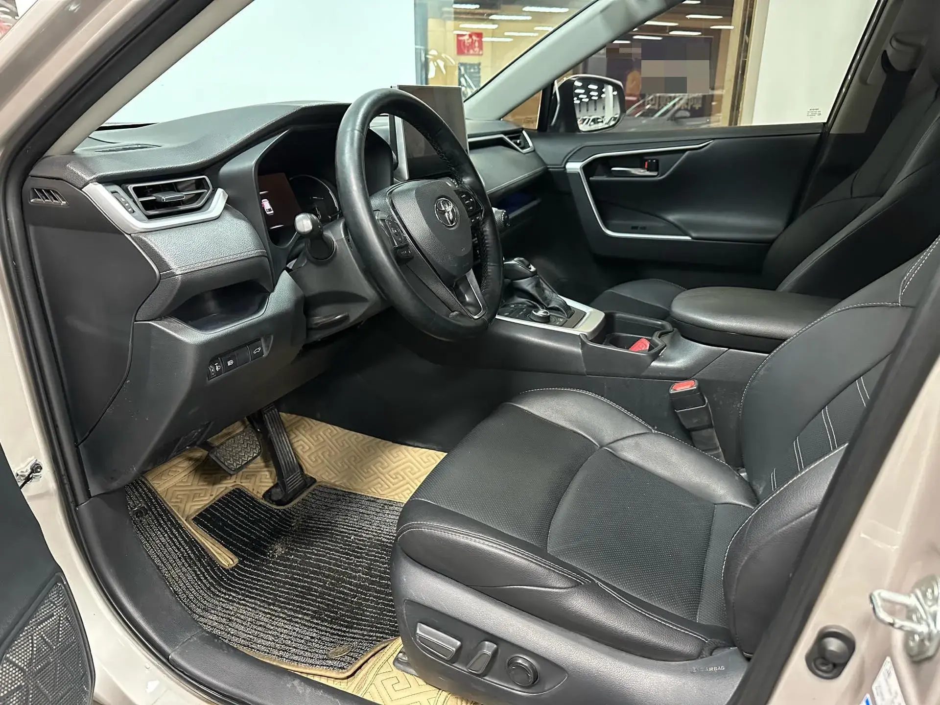 2020 TOYOTA WILDLANDER thumbnail 4