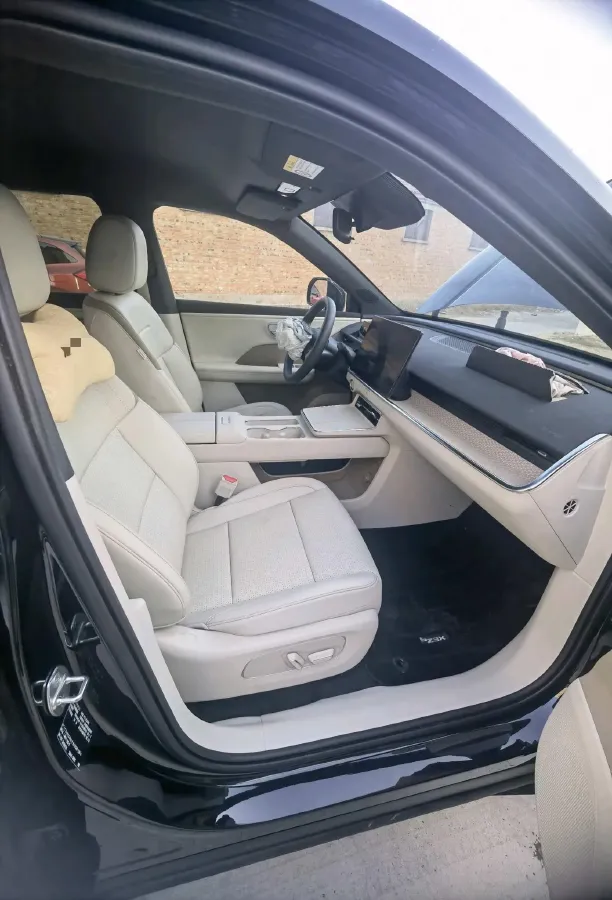 2025 Toyota BZ3X BEV 58.37KWH,autocango,china used car exporter,china ev exporter,chinese used car exporter,chinese used ev exporter