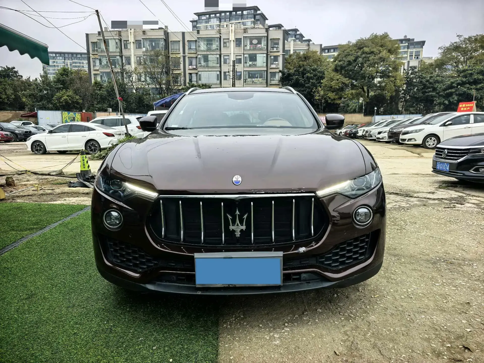 2018 MASERATI LEVANTE thumbnail 2