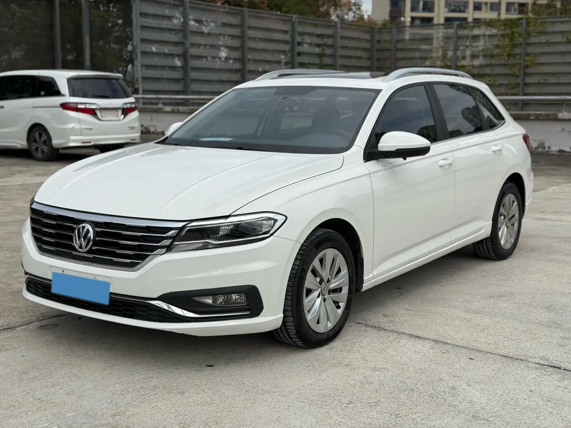 2019 VOLKSWAGEN LAVIDA view 1