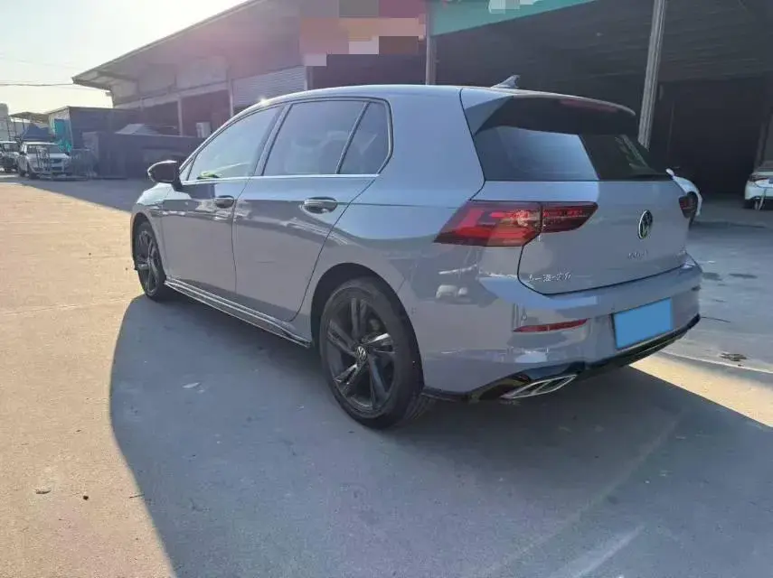 2023 VOLKSWAGEN GOLF thumbnail 4