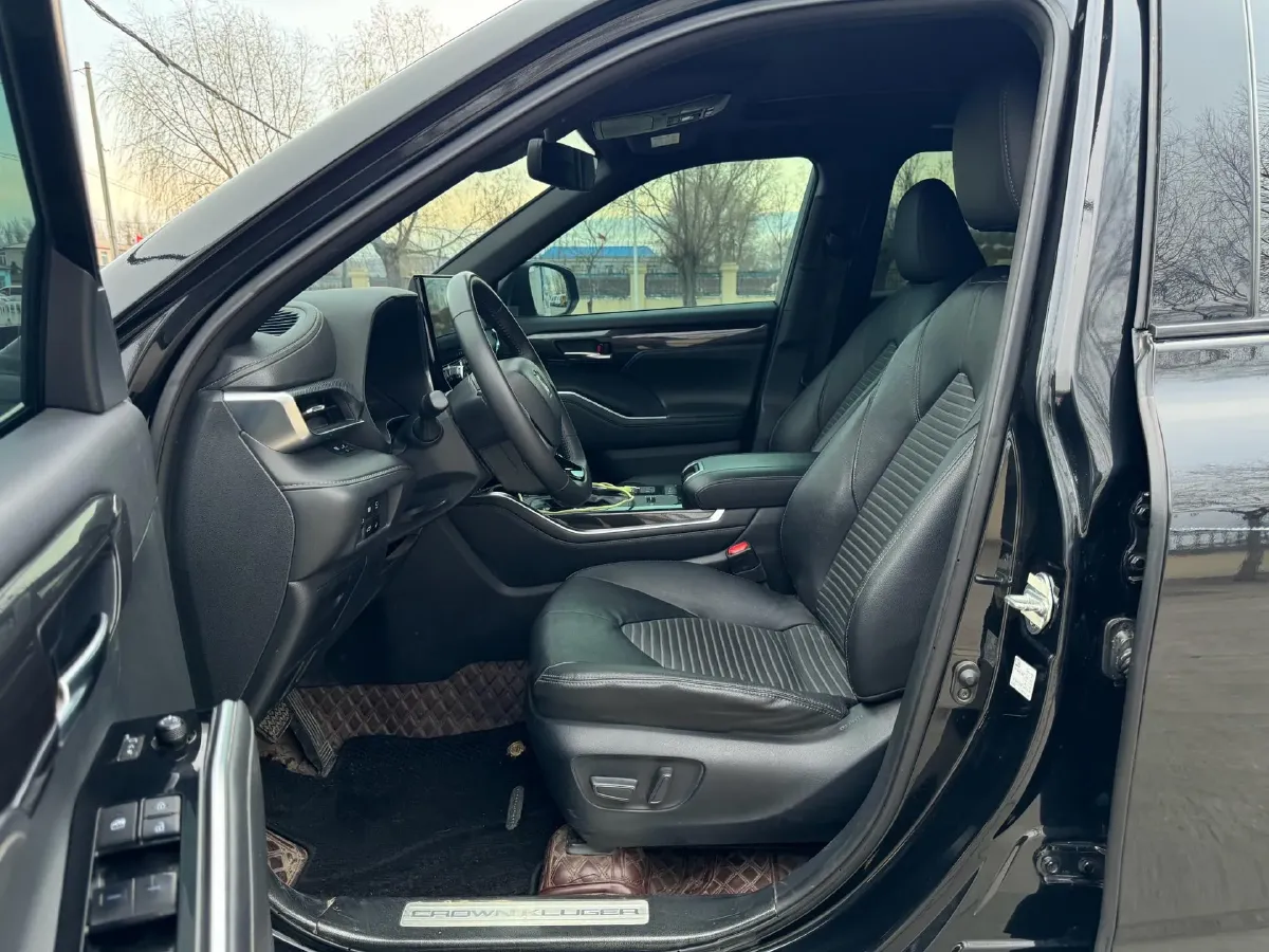 2022 Toyota Crown Kluger 2.5L 192HP L4 E-CVT Hybrid,autocango,china used car exporter,china ev exporter,chinese used car exporter,chinese used ev exporter