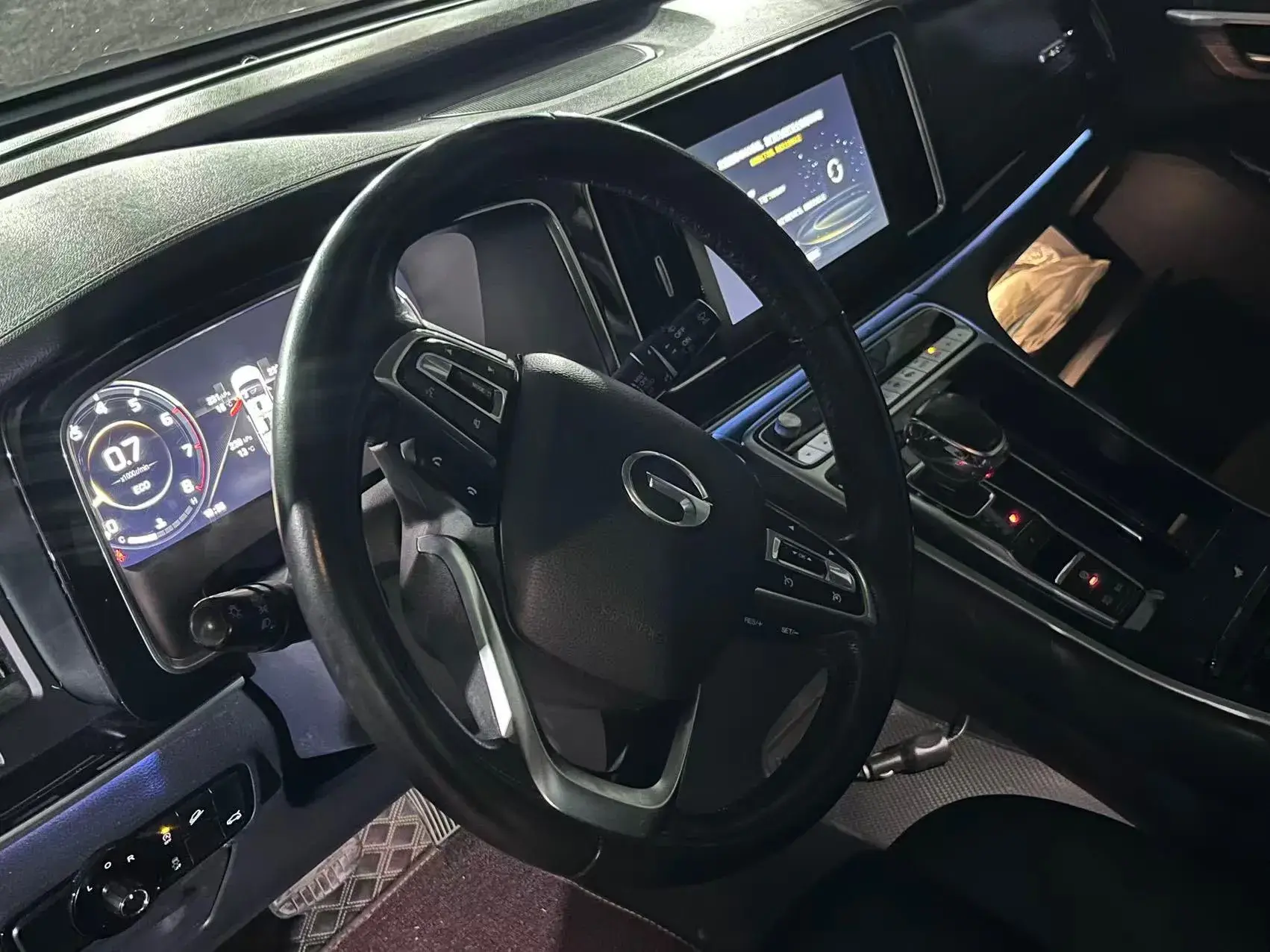 2021 GAC TRUMPCHI thumbnail 4