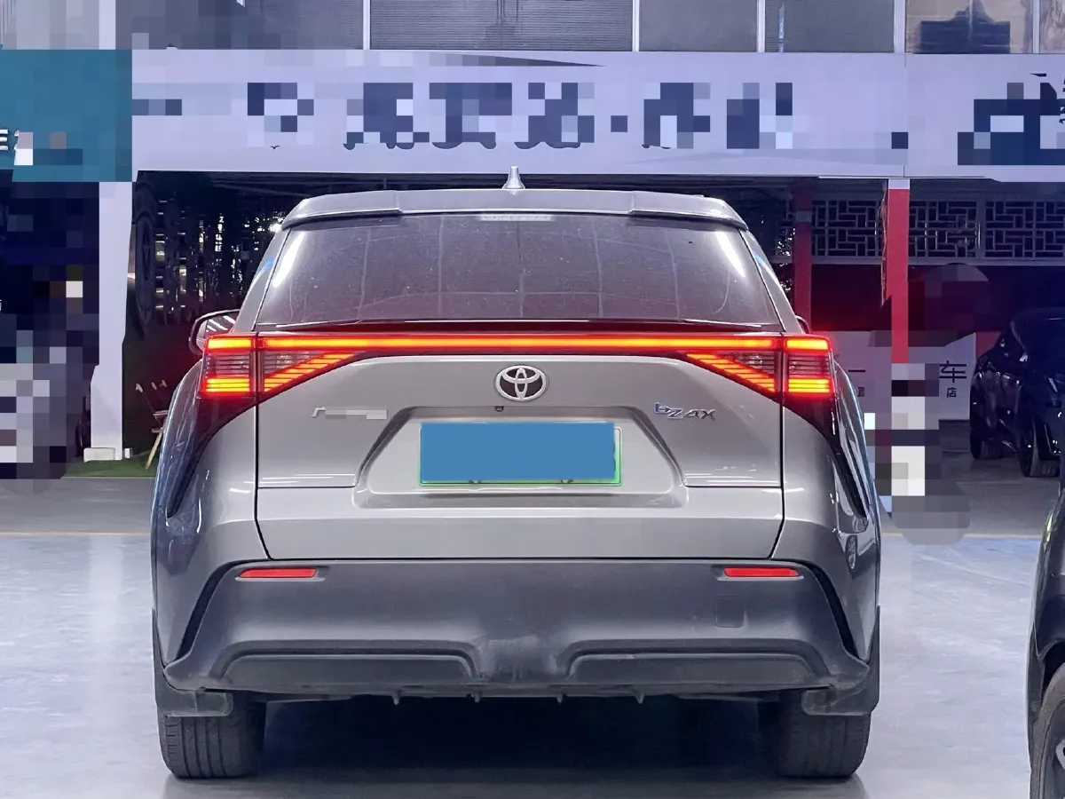 2022 Toyota bZ4X BEV 66.7KWH,autocango,china used car exporter,china ev exporter,chinese used car exporter,chinese used ev exporter