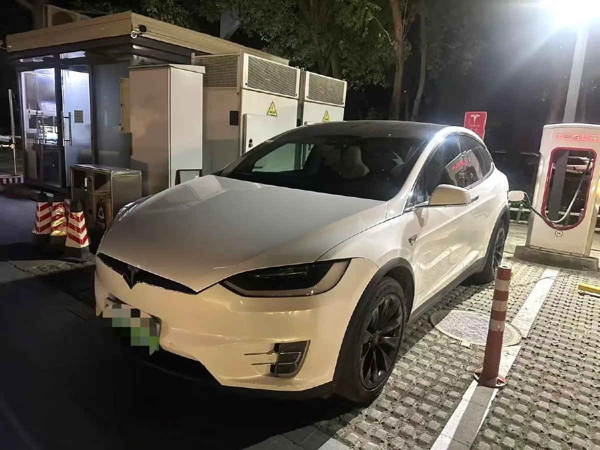 2016 Tesla Model X BEV 75KWH