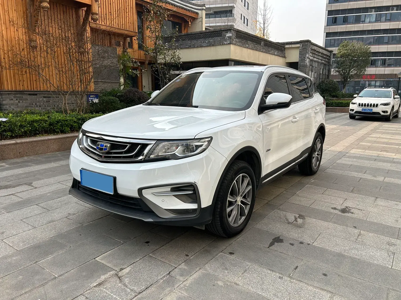 2018 GEELY AZKARRA view 1