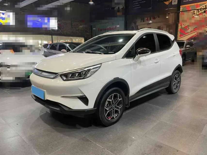2021 BYD YUAN view 1