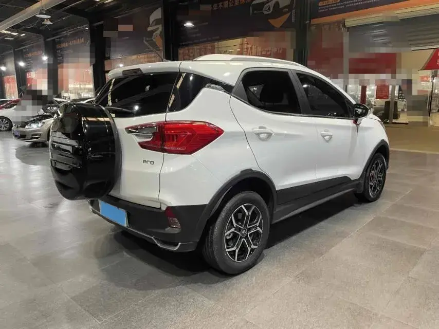 2021 BYD YUAN thumbnail 3