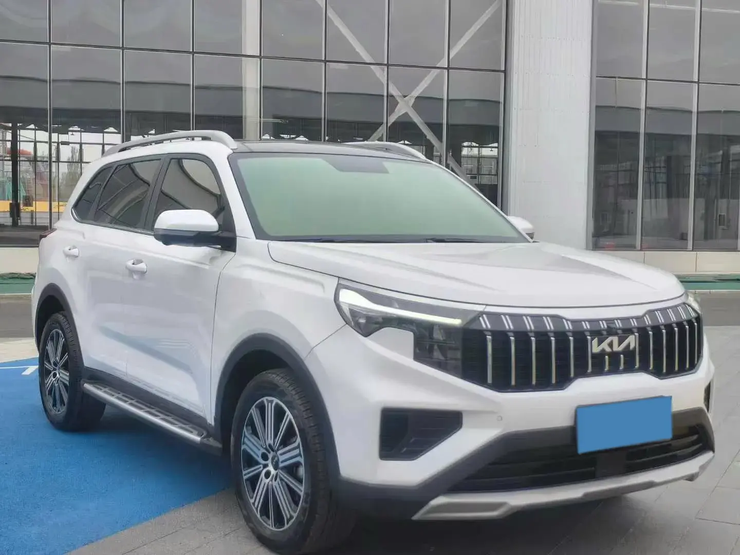 2021 KIA SPORTAGE thumbnail 2