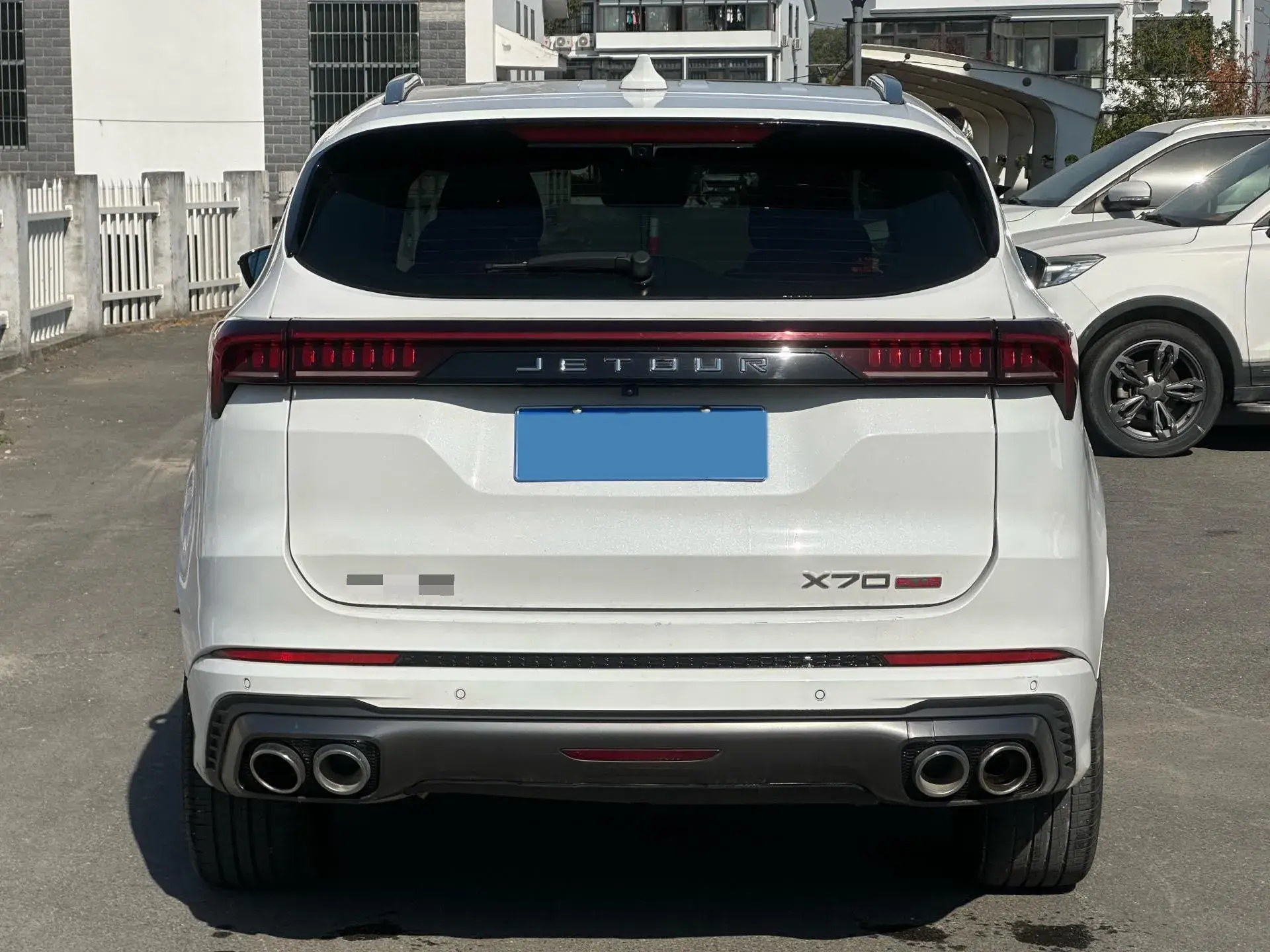 2023 JETOUR X70 thumbnail 4