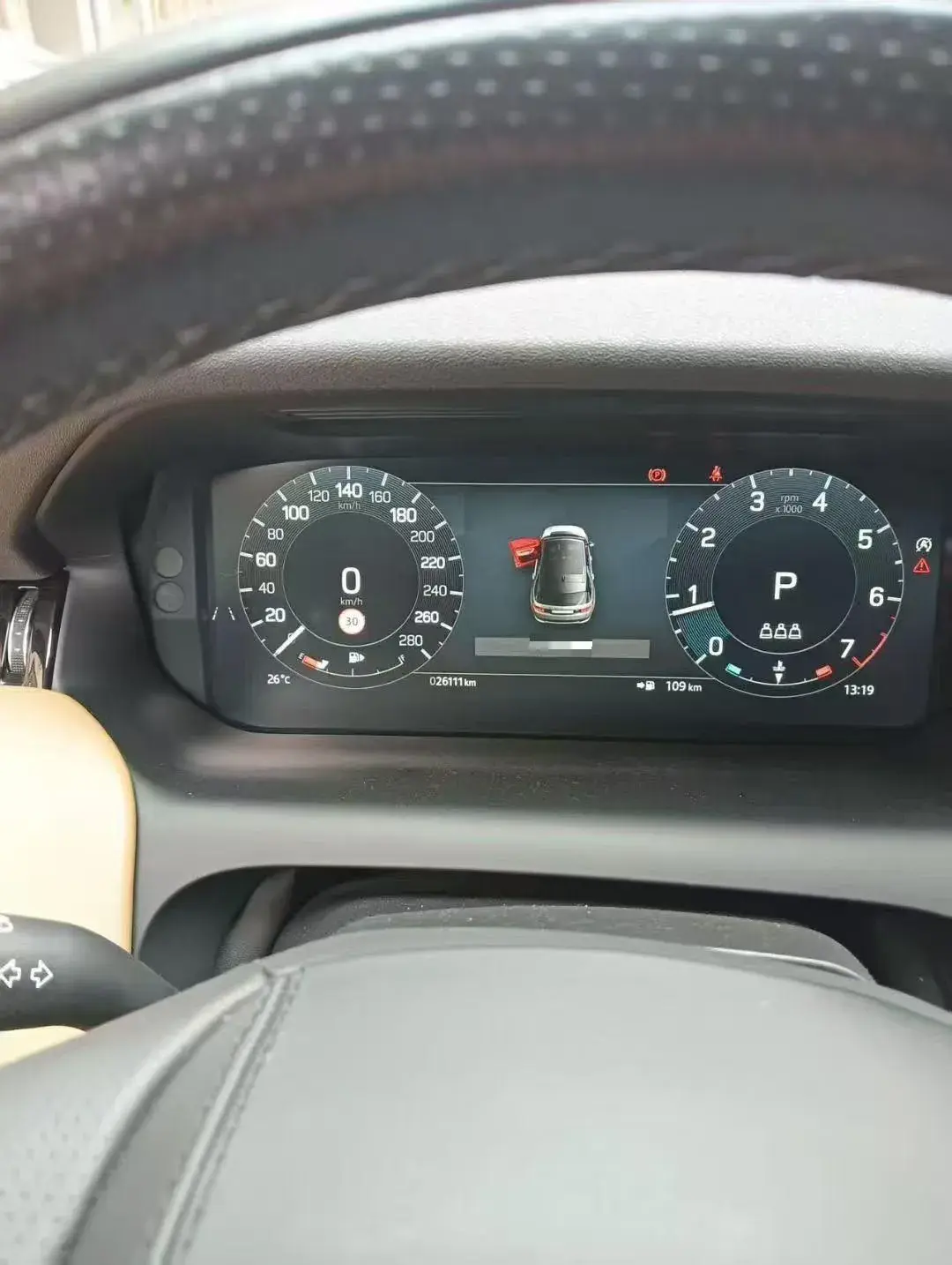 2023 LAND ROVER thumbnail 4