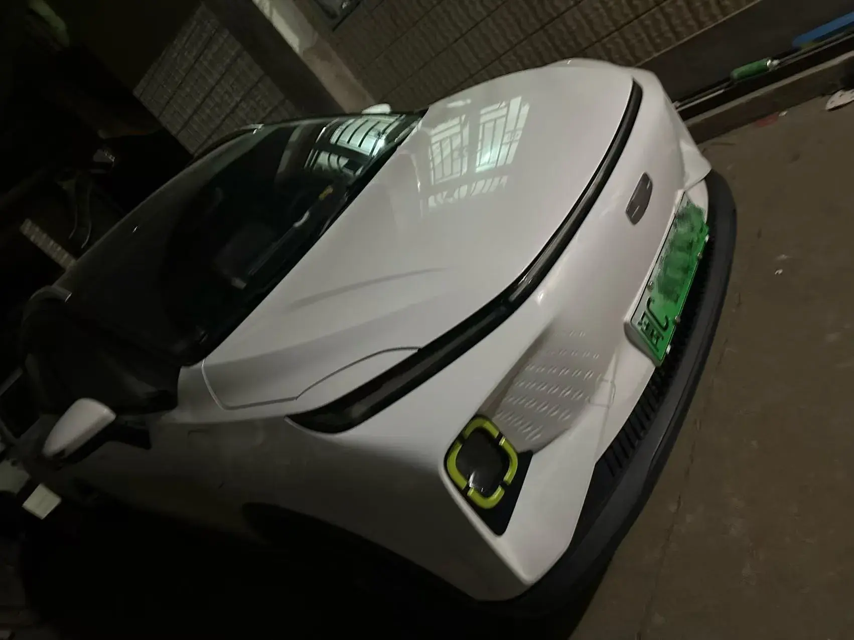 2022 GEOMETRY E thumbnail 2