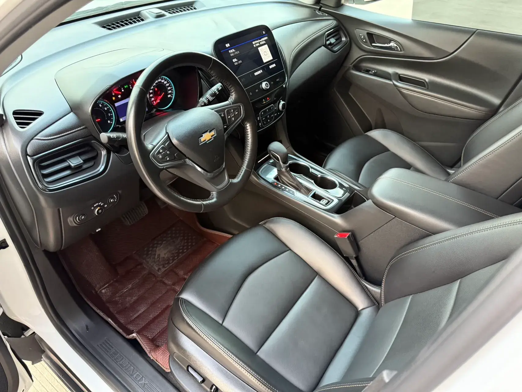 2022 CHEVROLET EQUINOX thumbnail 4