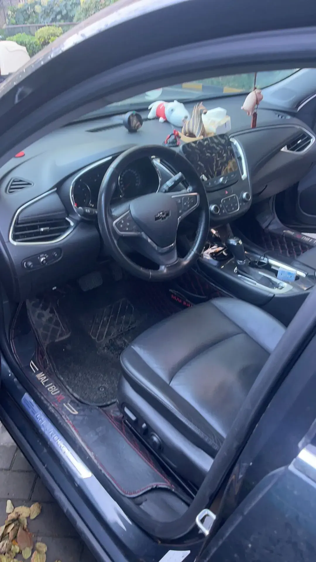 2018 CHEVROLET MALIBU thumbnail 3