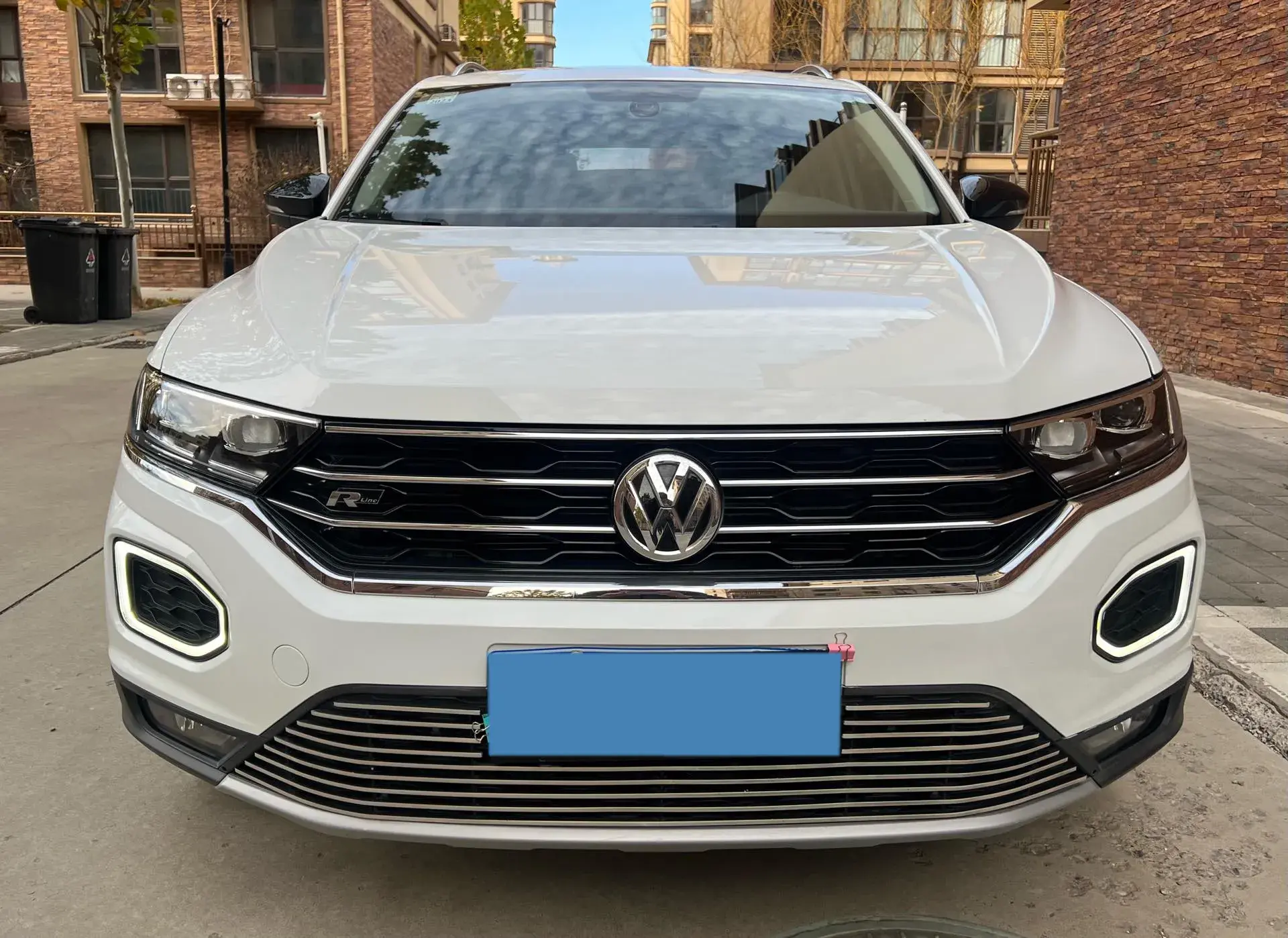 2020 VOLKSWAGEN T-ROC thumbnail 3