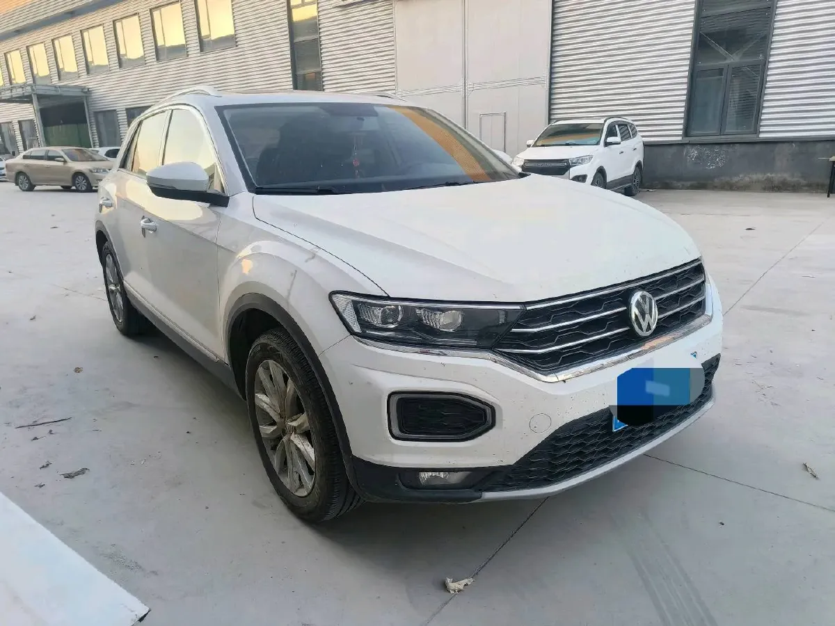 2019 Volkswagen T-Roc 1.4T 131HP L4 7DCT,autocango,china used car exporter,china ev exporter,chinese used car exporter,chinese used ev exporter