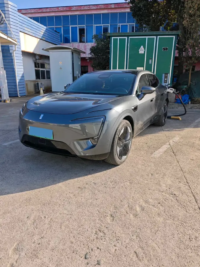 2023 Avatr 11 BEV 90KWH