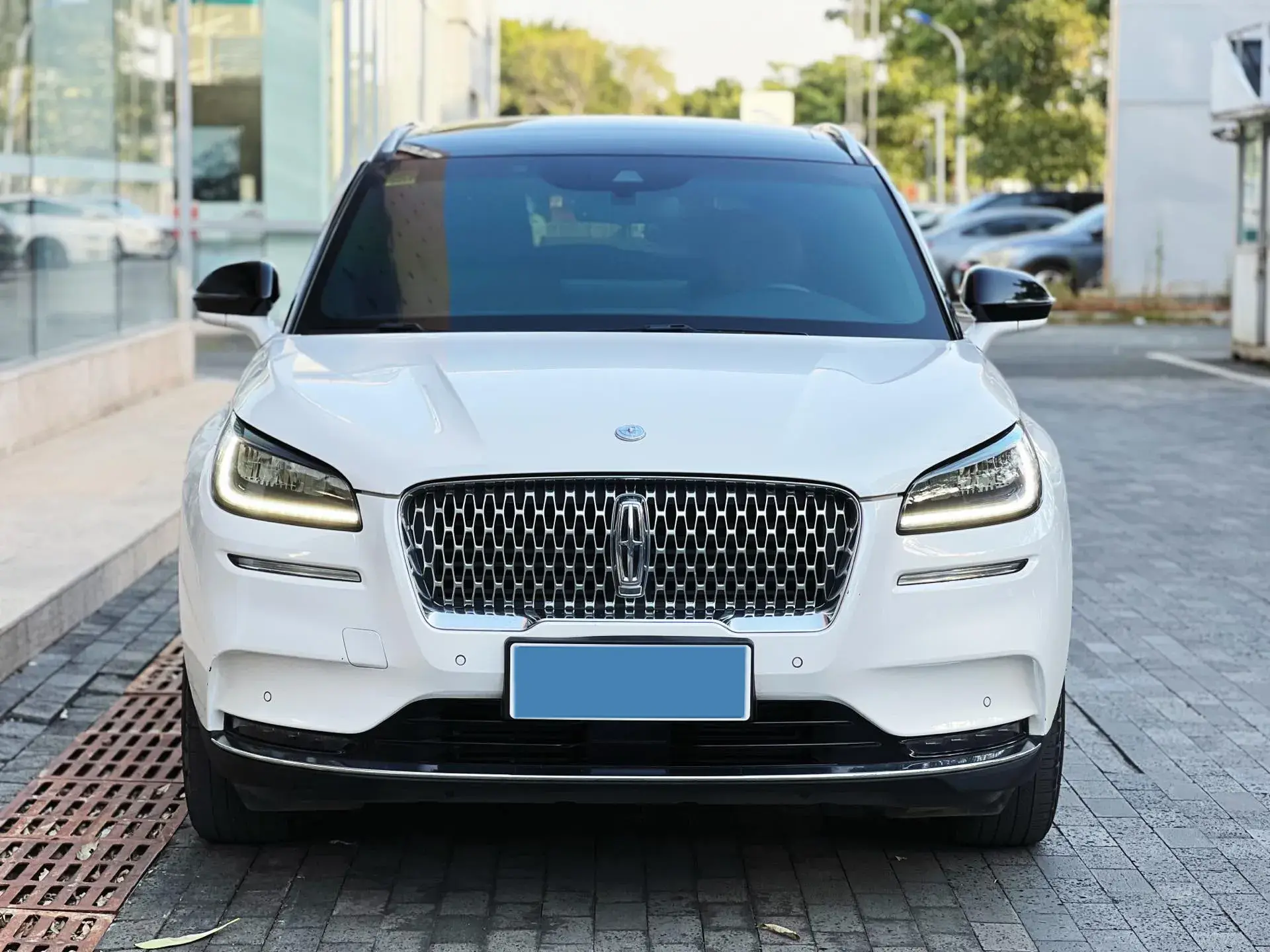 2020 LINCOLN CORSAIR thumbnail 2