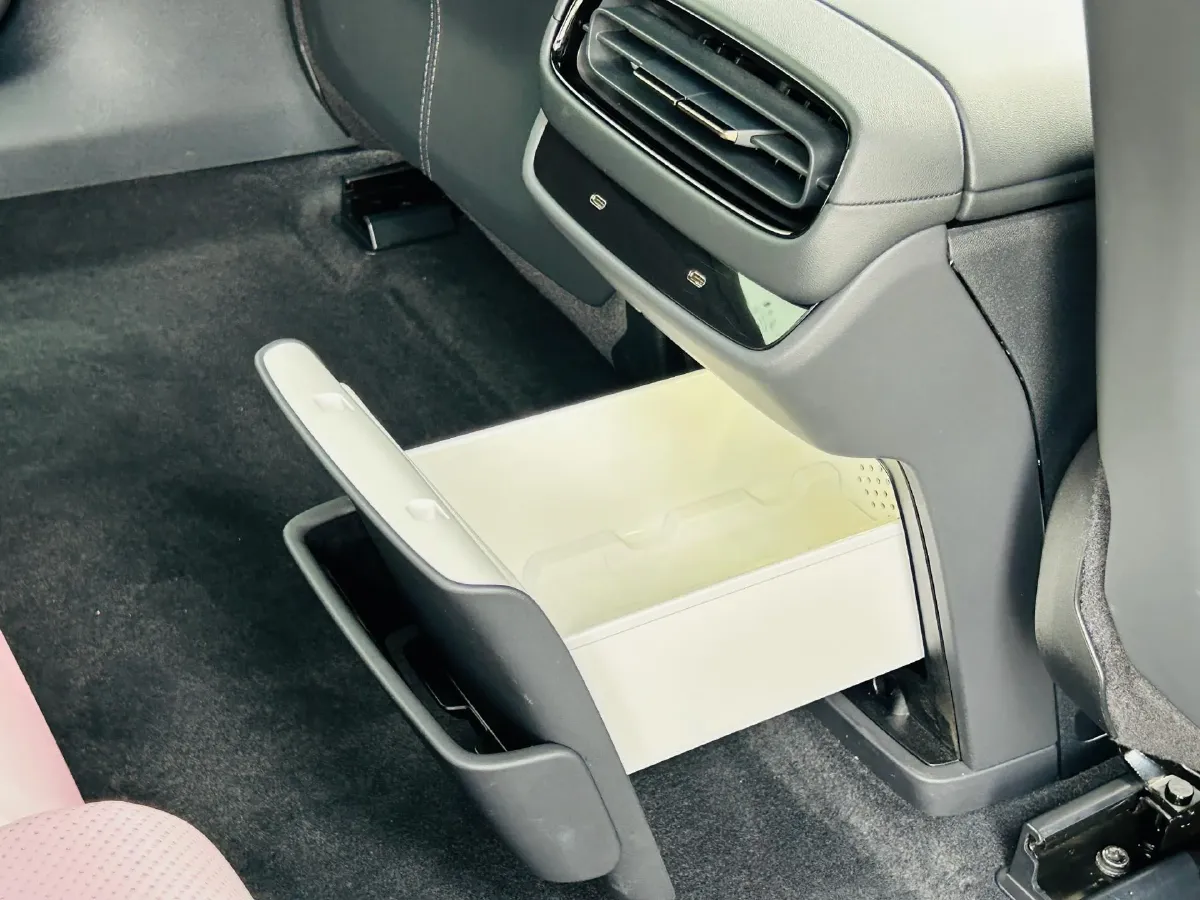 2024 MI SU7 BEV 94.3KWH,autocango,china used car exporter,china ev exporter,chinese used car exporter,chinese used ev exporter