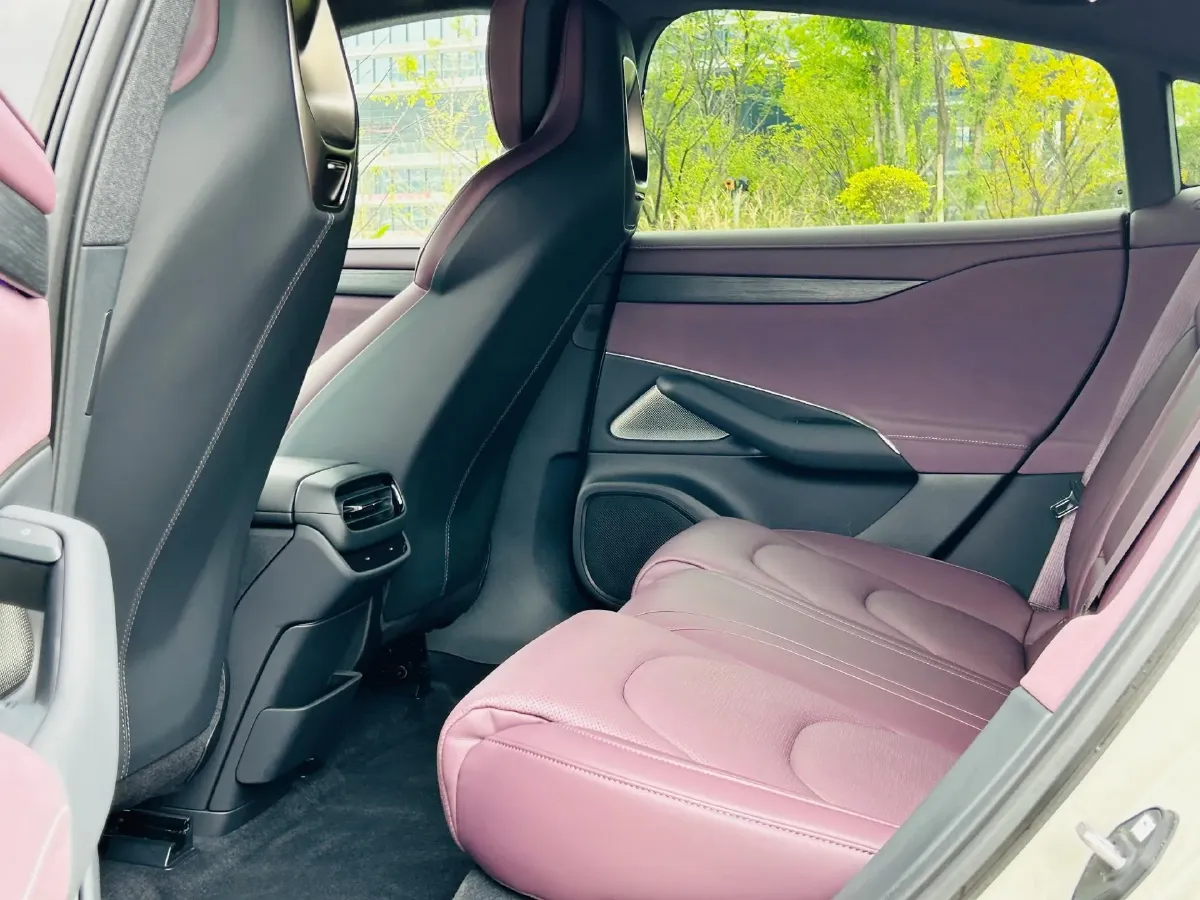 2024 MI SU7 BEV 94.3KWH,autocango,china used car exporter,china ev exporter,chinese used car exporter,chinese used ev exporter