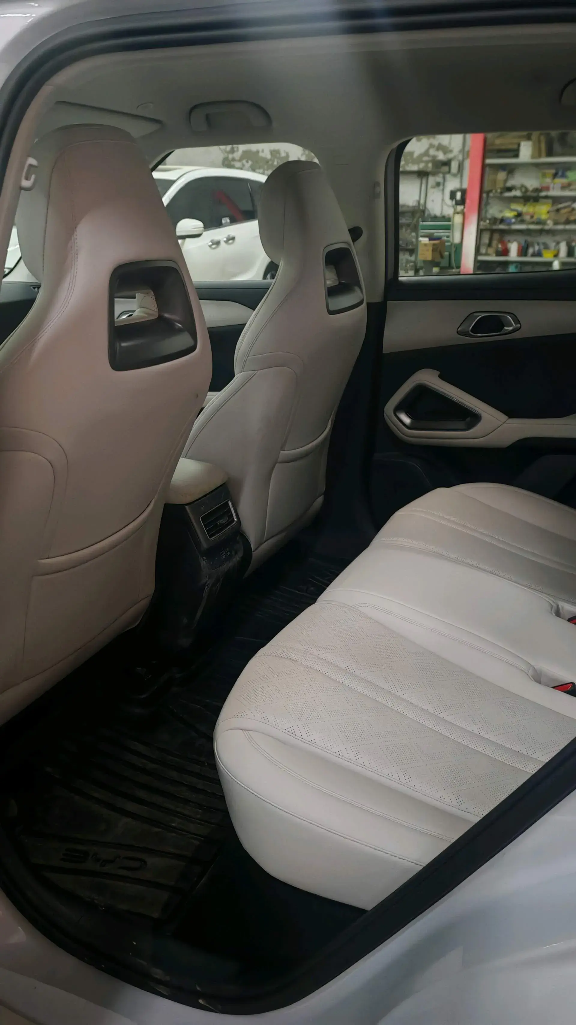 2025 BYD YUANUP thumbnail 4