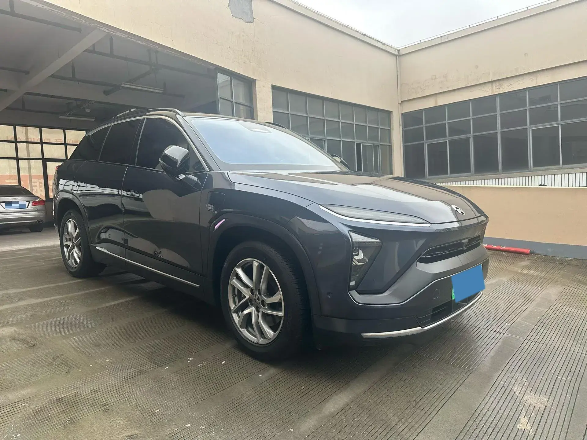 2020 NIO ES6 thumbnail 3