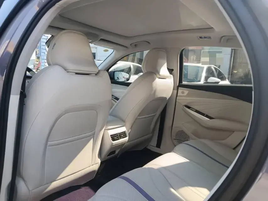 2024 GEELY PREFACE thumbnail 3