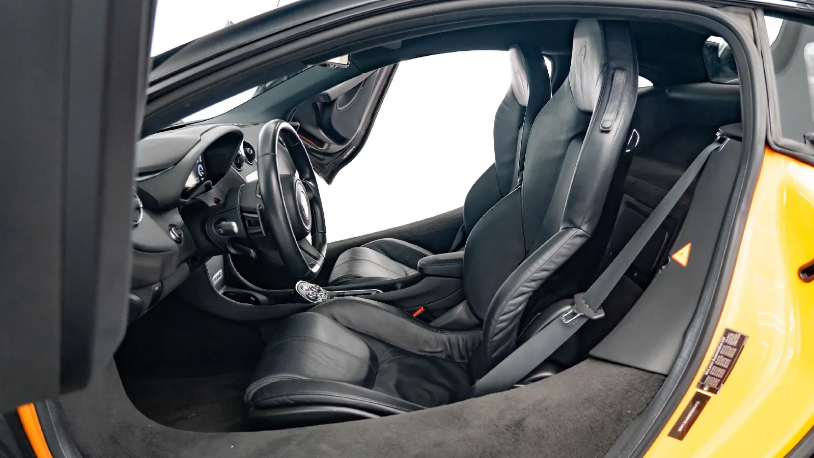 2019 McLaren 540C 3.8T 540HP V8 7DCT,autocango,china used car exporter,china ev exporter,chinese used car exporter,chinese used ev exporter