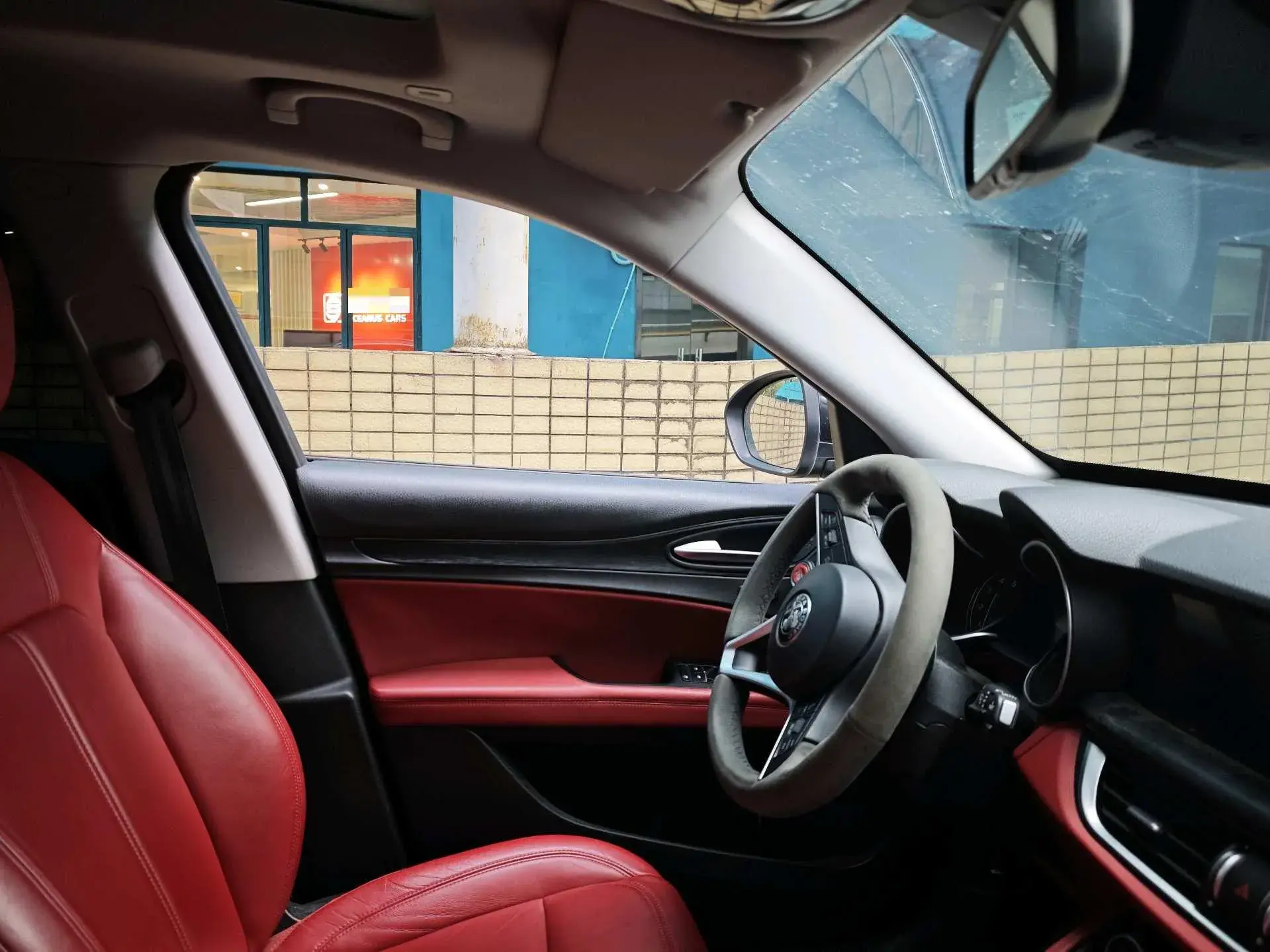 2017 ALFA ROMEO thumbnail 2