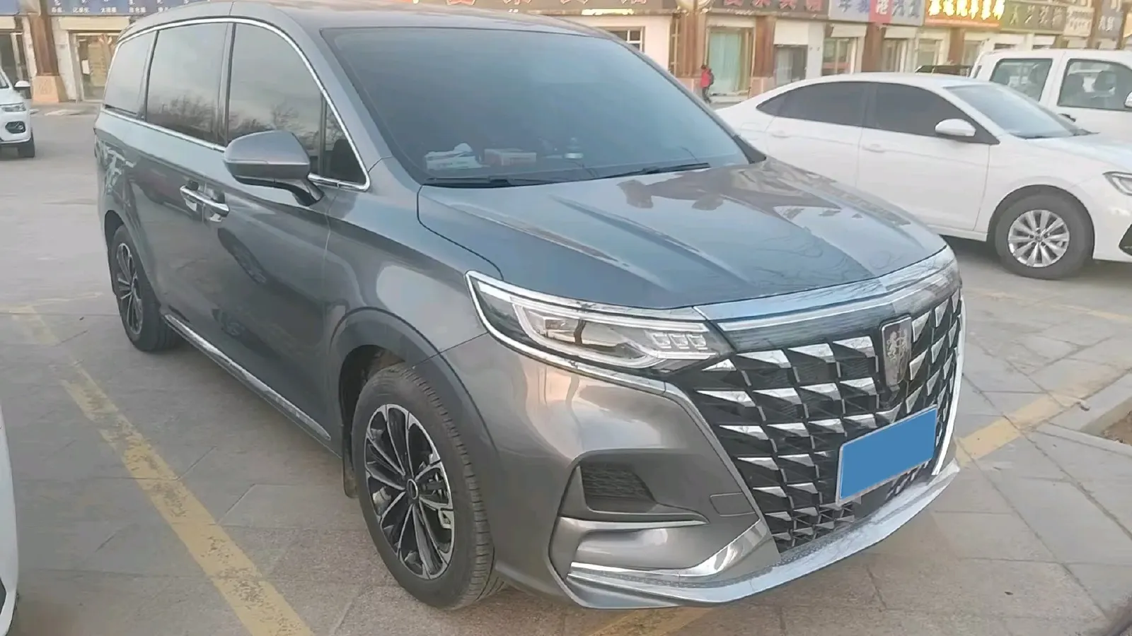 2023 Roewe iMAX8 2.0T 234HP L4 8AT,autocango,china used car exporter,china ev exporter,chinese used car exporter,chinese used ev exporter