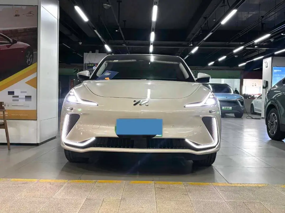 2023 IM LS7 thumbnail 2