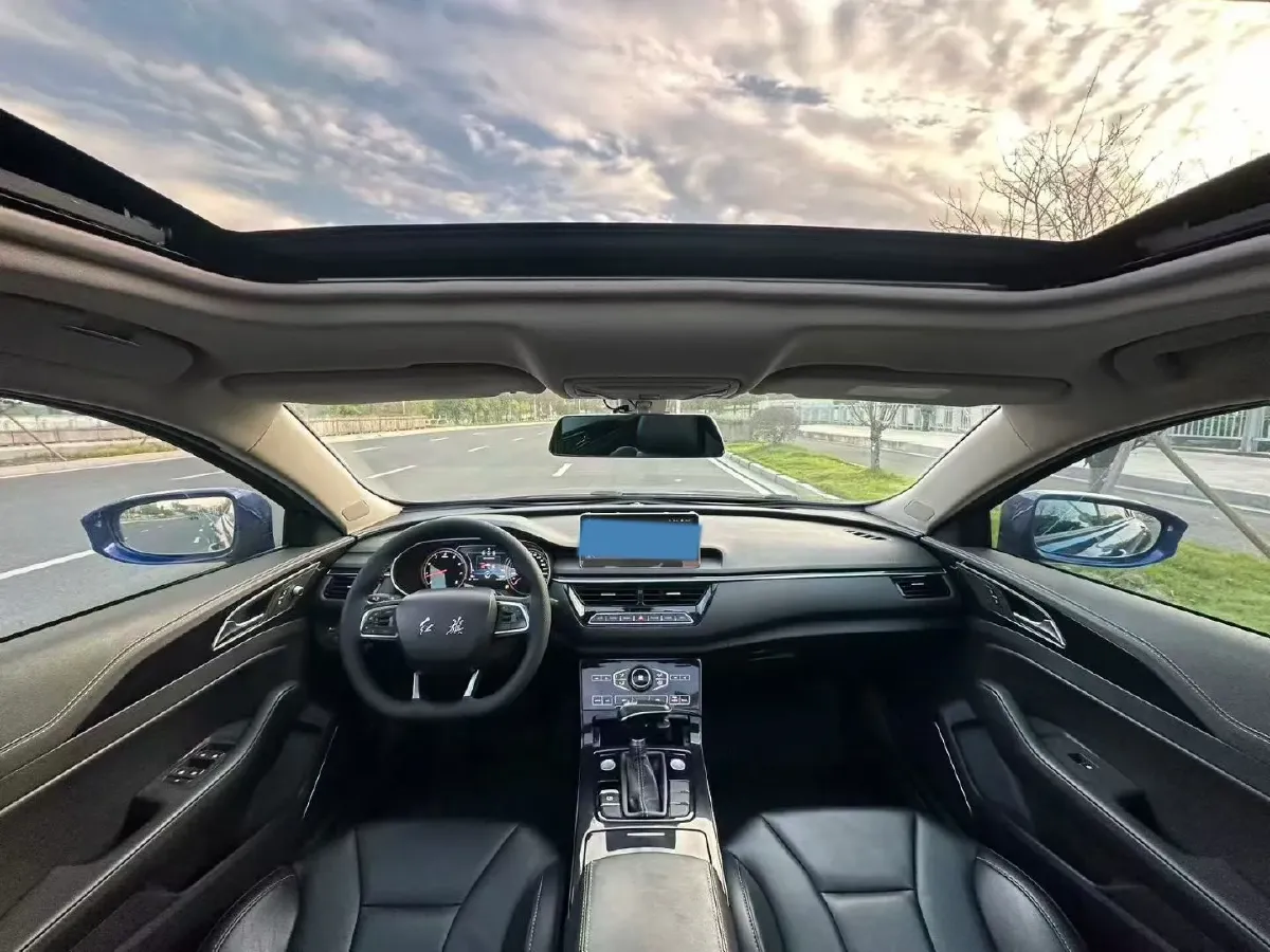 2018 HongQi H5 1.8T 186HP L4 6AT,autocango,china used car exporter,china ev exporter,chinese used car exporter,chinese used ev exporter