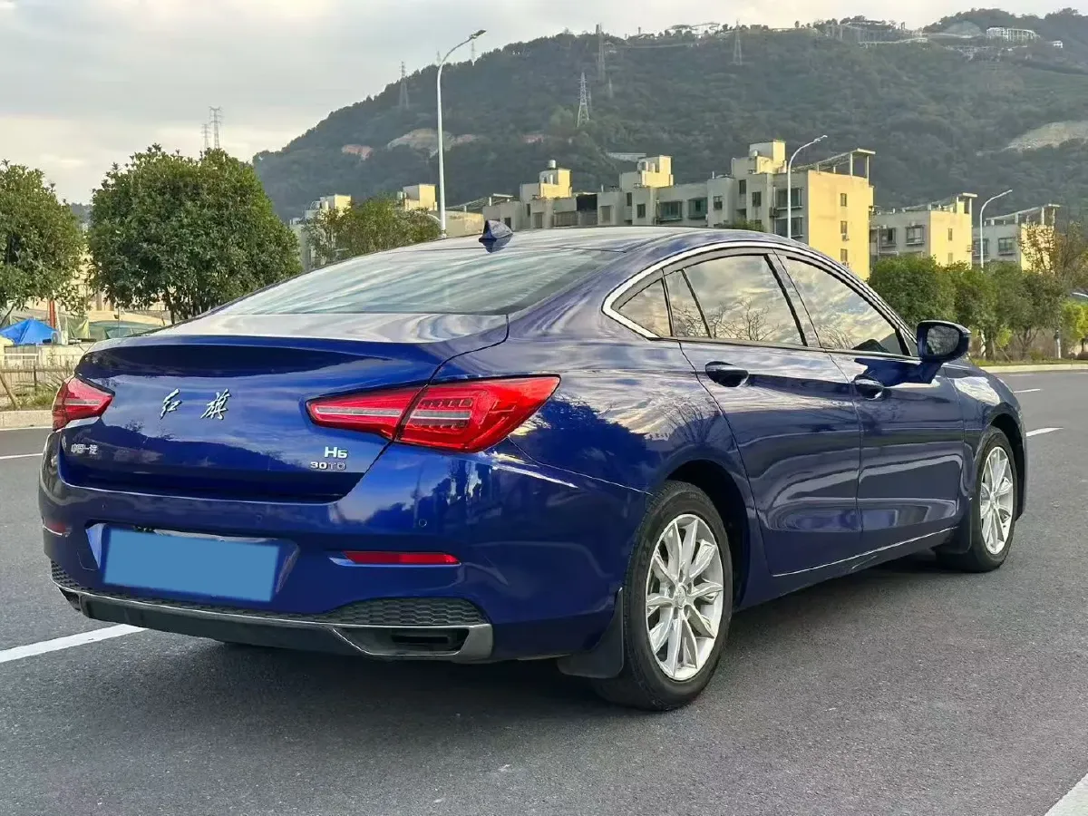 2018 HongQi H5 1.8T 186HP L4 6AT,autocango,china used car exporter,china ev exporter,chinese used car exporter,chinese used ev exporter