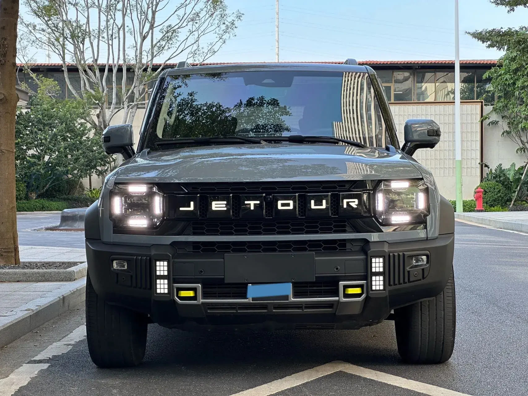 2023 JETOUR TRAVELLER thumbnail 2