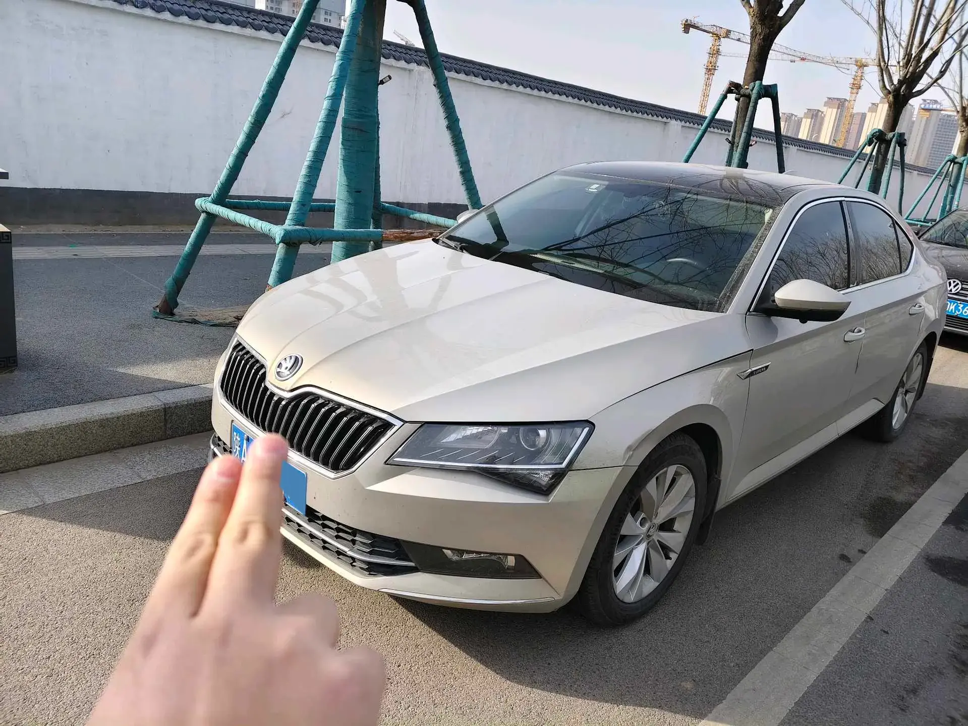 2018 SKODA SUPERB view 1