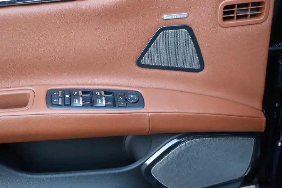 2018 Maserati Quattroporte 3.0T 350HP V6 8AT,autocango,china used car exporter,china ev exporter,chinese used car exporter,chinese used ev exporter