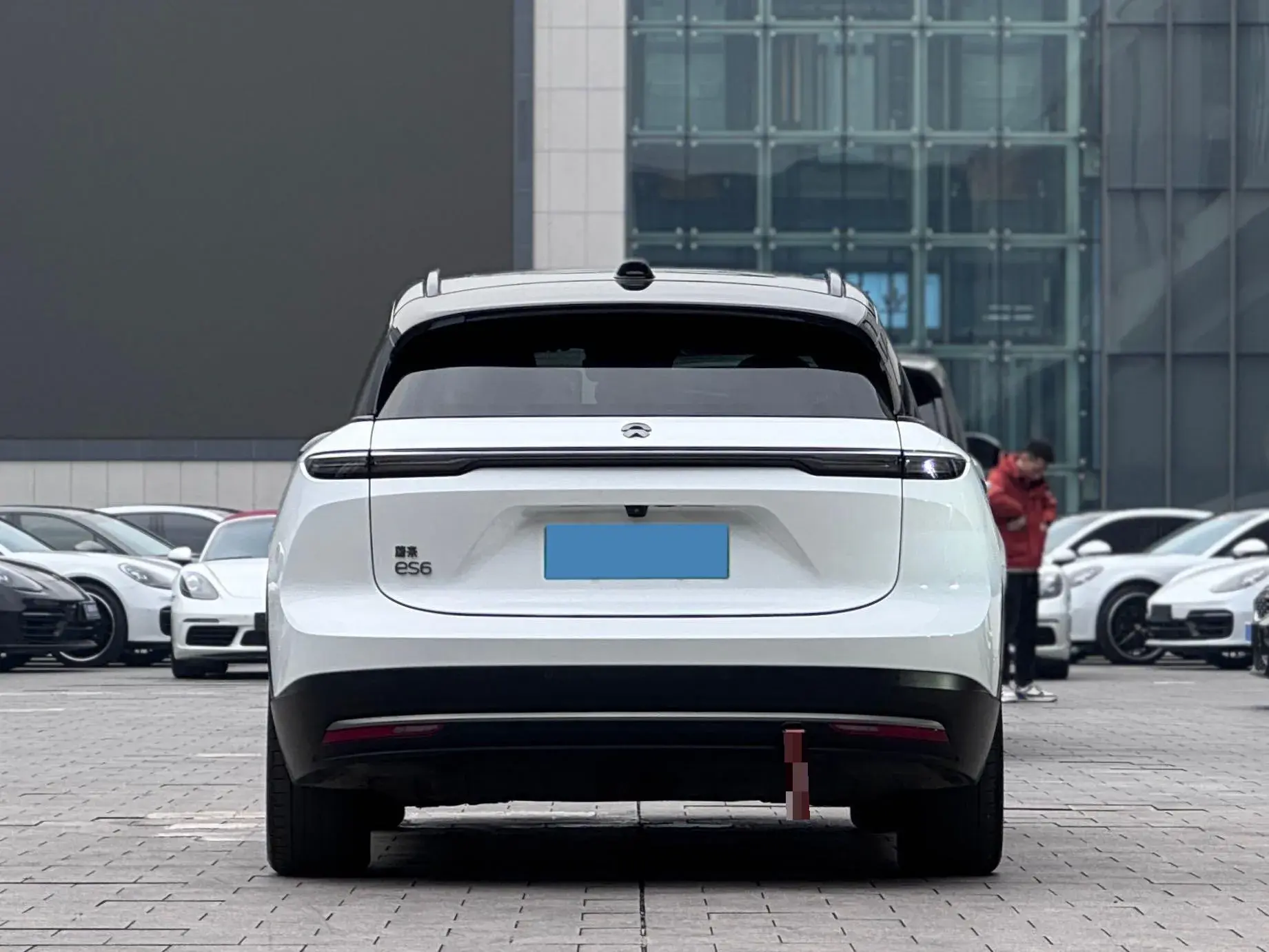 2023 NIO ES6 thumbnail 4