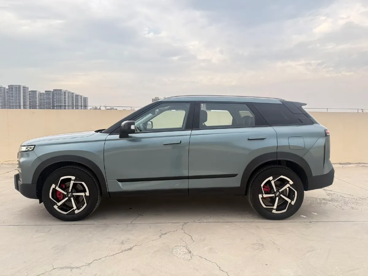 2023 Chery Exploration 06 1.6T 197HP L4 7DCT,autocango,china used car exporter,china ev exporter,chinese used car exporter,chinese used ev exporter