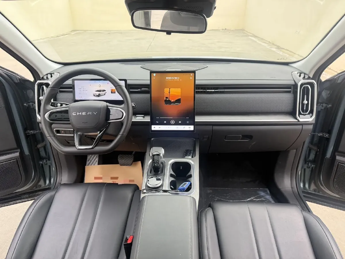 2023 Chery Exploration 06 1.6T 197HP L4 7DCT,autocango,china used car exporter,china ev exporter,chinese used car exporter,chinese used ev exporter