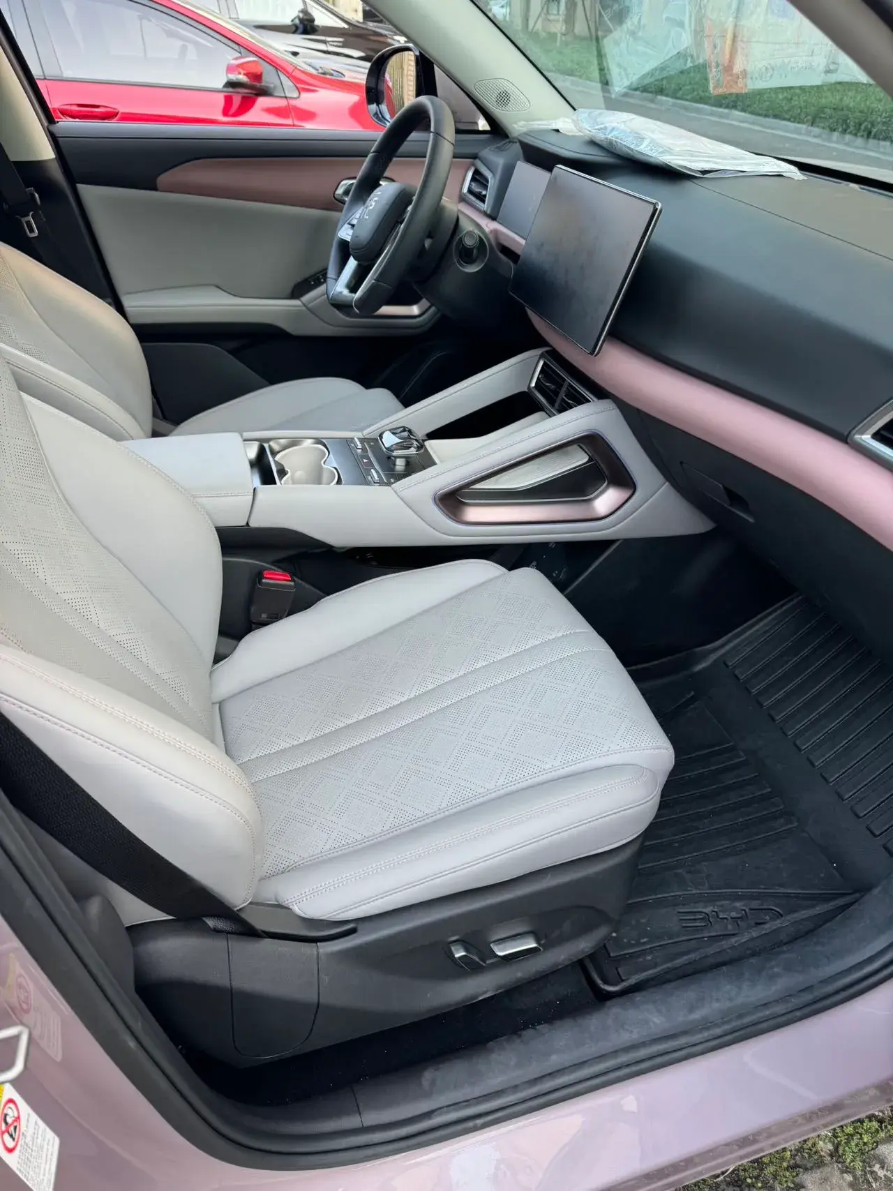 2024 BYD YUANUP thumbnail 4