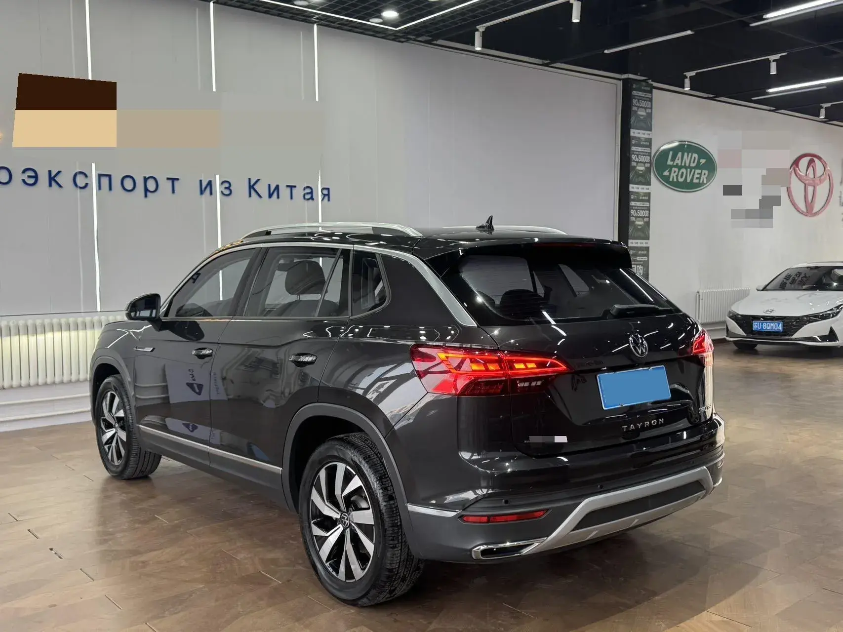 2022 VOLKSWAGEN TAYRON thumbnail 4