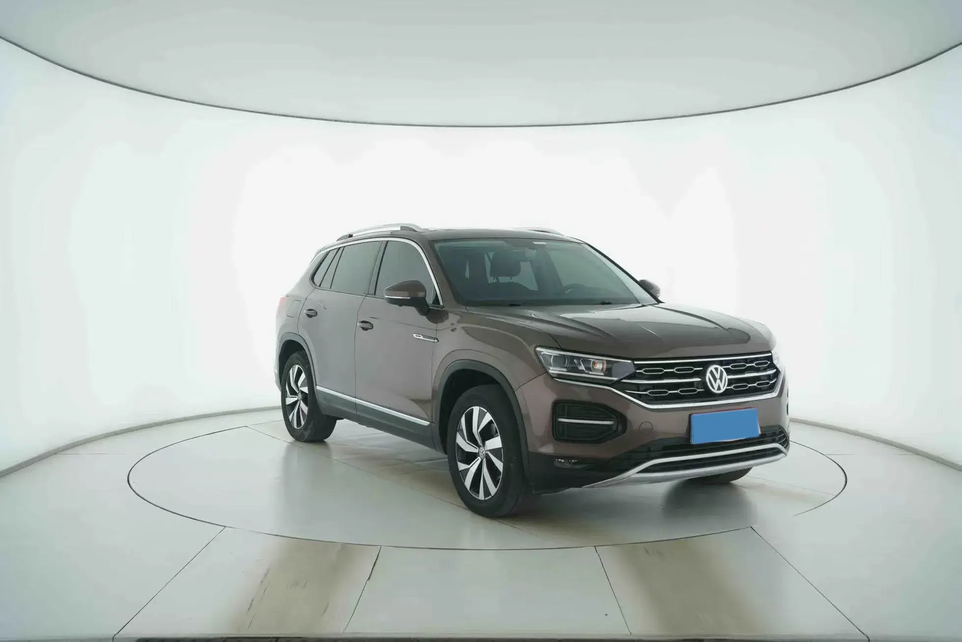 2019 VOLKSWAGEN TAYRON thumbnail 4